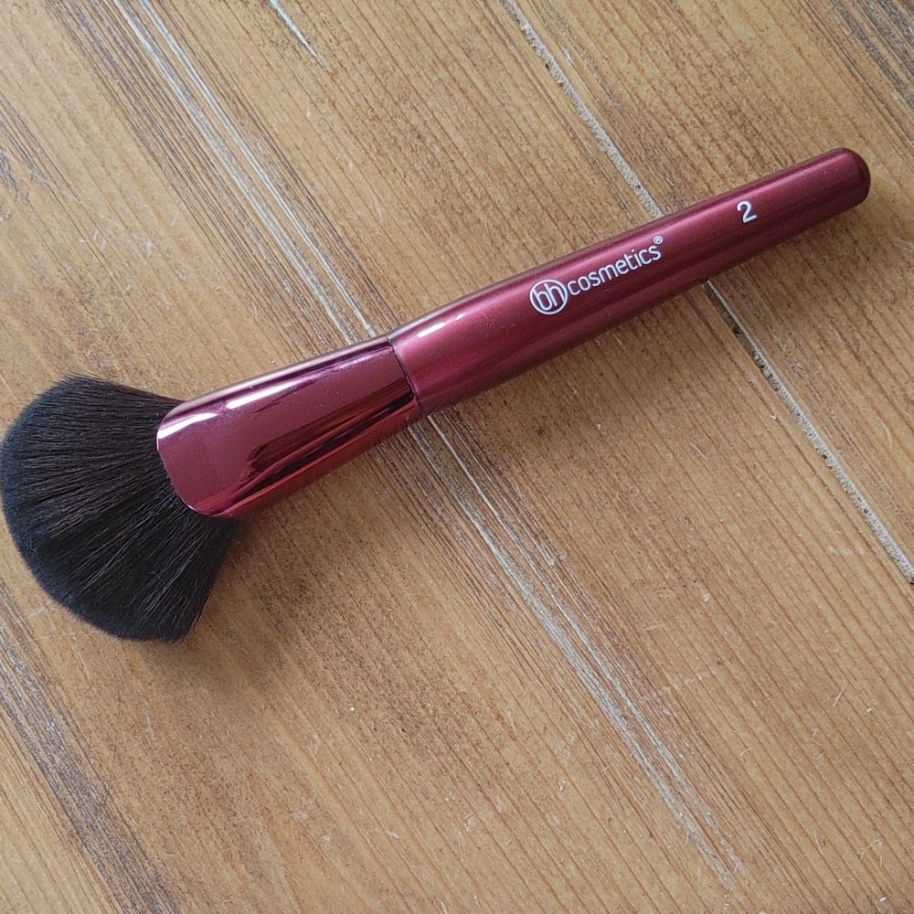 BH Cosmetic Brush